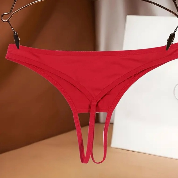 Red Graphic Bikini Bottom - Picture 4 of 5